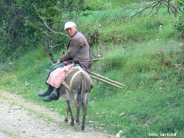 Druhý nejobvyklejší dopravní prostředek po Mercedesu