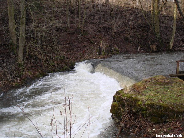 rkm. 39,0 Stupeň za pilou u Dobrého