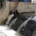 Jez Marcela během vodácké akce