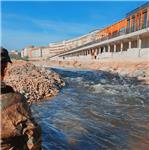 Odstraněný stupeň u Ronda nahrazuje ostrůvek se dvěma peřejnatými rameny