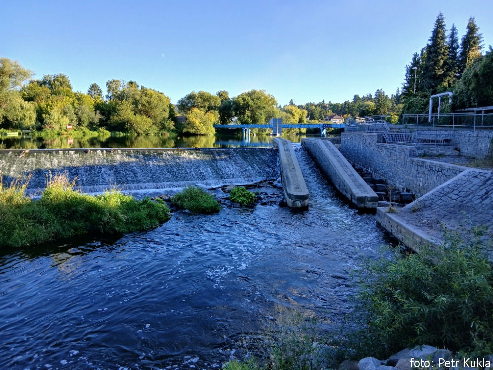 rkm. 8,2 Jez Černošice - nová propust, 7/2020, 6m3/s v Berouně