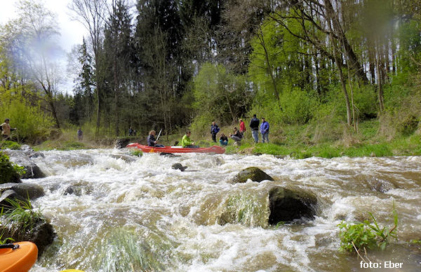 rkm. 9,6 Rozvalený jez