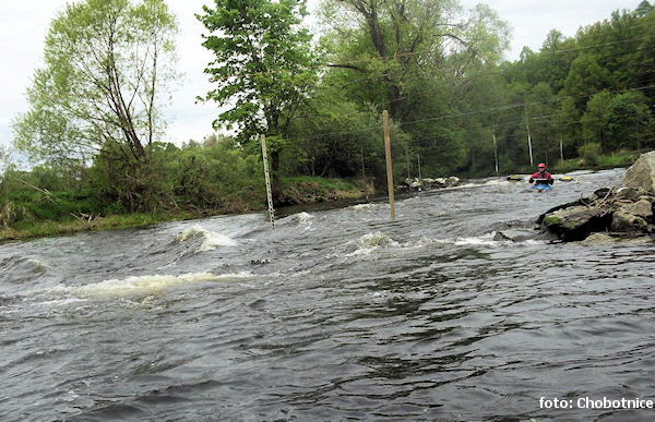 rkm. 67,4  cvičná peřej ve stupni