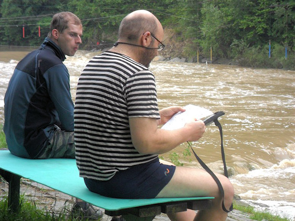 Fotografická zpráva z vodácké výpravy na Bečvu