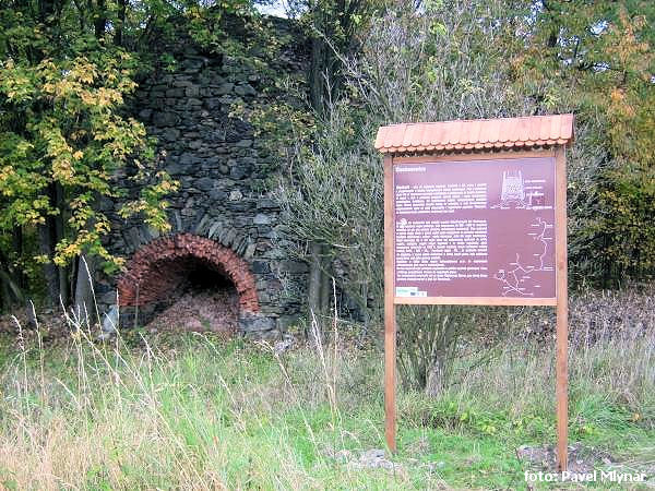 „ruiny wapiennika - historická vápenka“ 